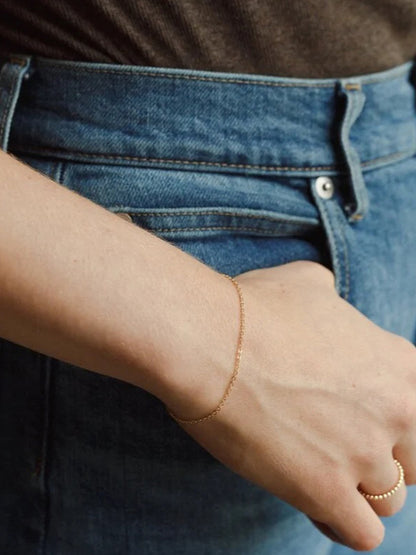 Simple 14K Gold O-Shaped Bracelet and Anklet