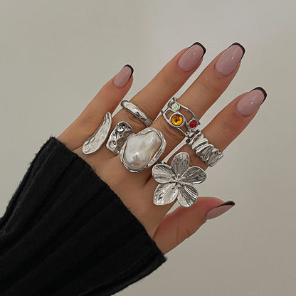 Retro-style individualistic combination ring