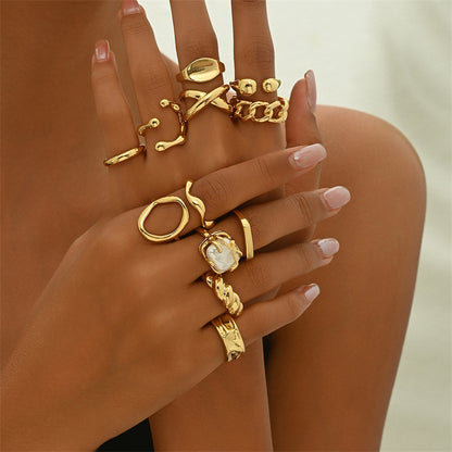 Retro-style individualistic combination ring