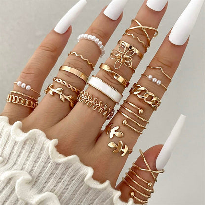 Retro-style individualistic combination ring