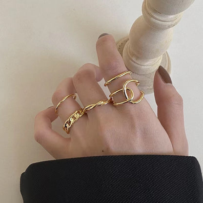 Retro-style individualistic combination ring