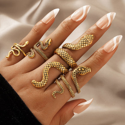 Retro geometric alloy ring