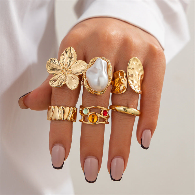 Retro-style individualistic combination ring